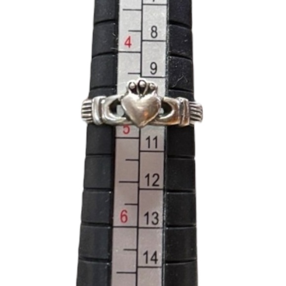 Silver Claddagh Ring - Picture 3 of 3
